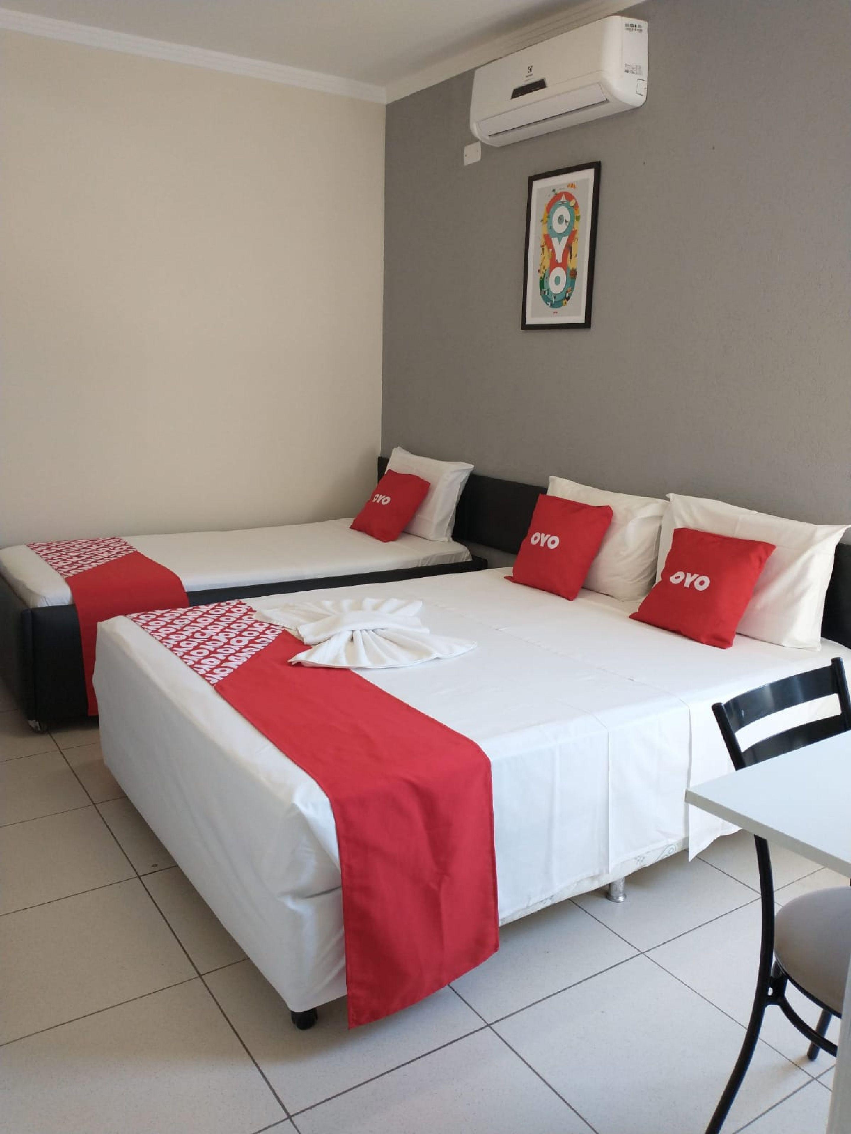 קמפו גרנדה Oyo Cerrado Hotel, Campo Grande מראה חיצוני תמונה OYO Hotel in Malaysia