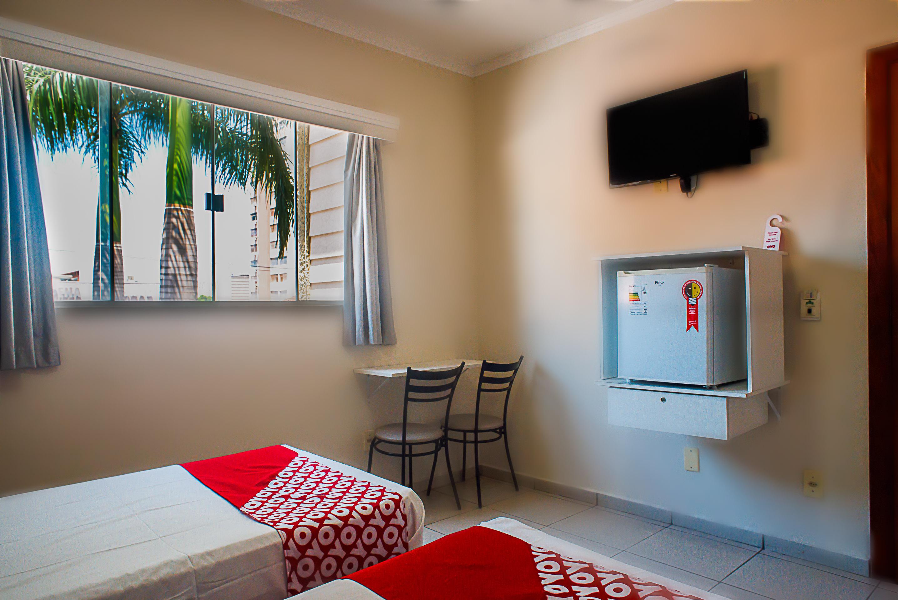 קמפו גרנדה Oyo Cerrado Hotel, Campo Grande מראה חיצוני תמונה A room at the hotel